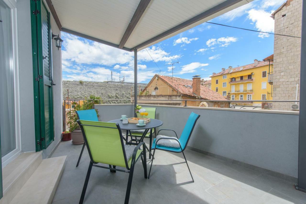 Arcus Apartment With Beautiful Terrace スプリト エクステリア 写真