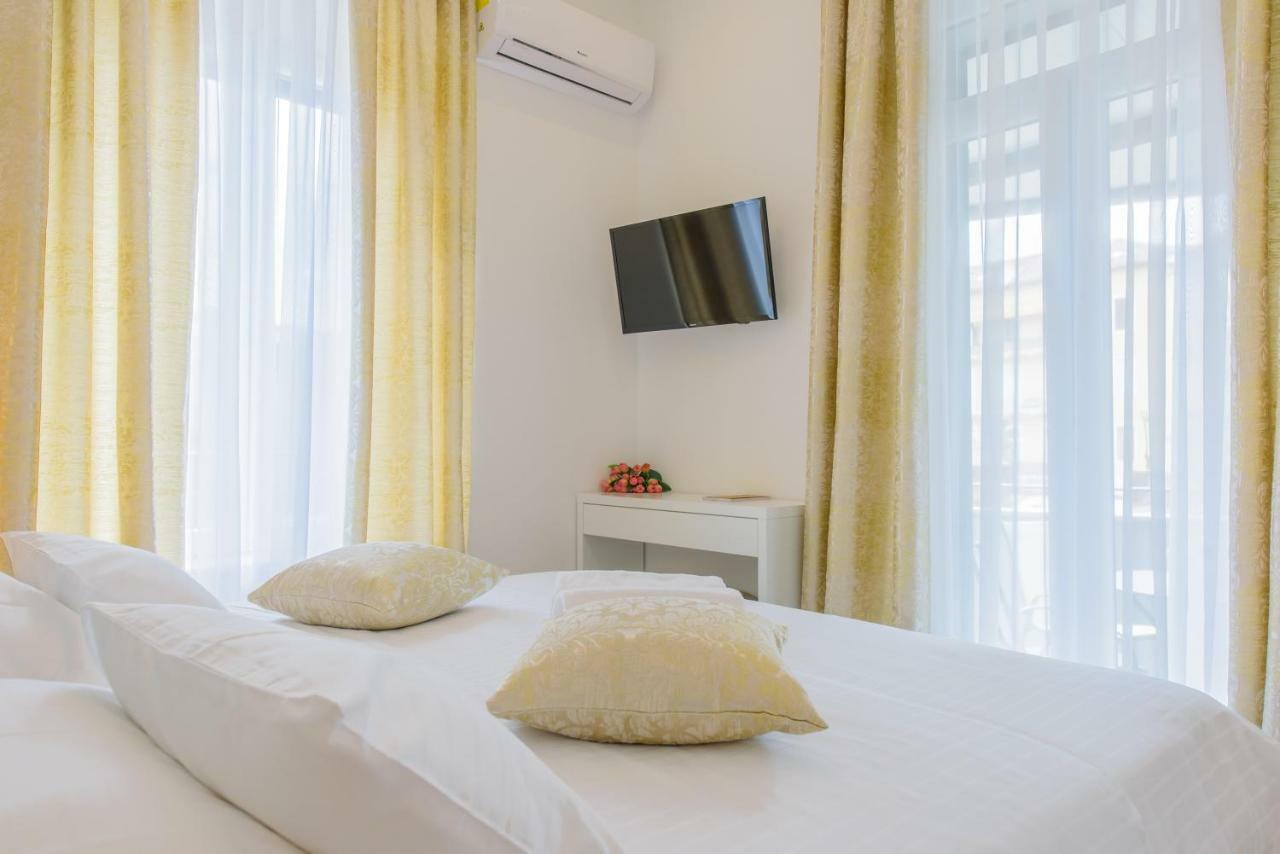 Arcus Apartment With Beautiful Terrace スプリト エクステリア 写真