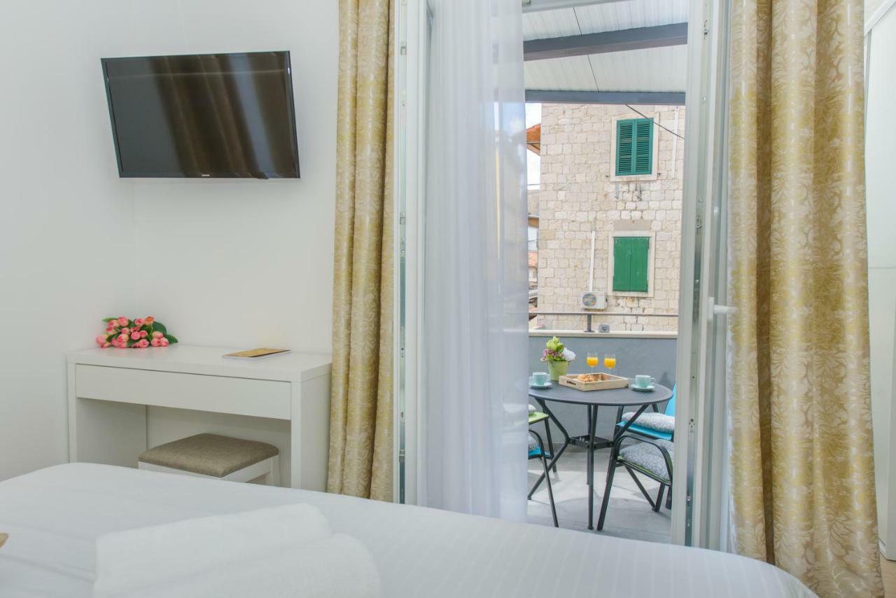 Arcus Apartment With Beautiful Terrace スプリト エクステリア 写真