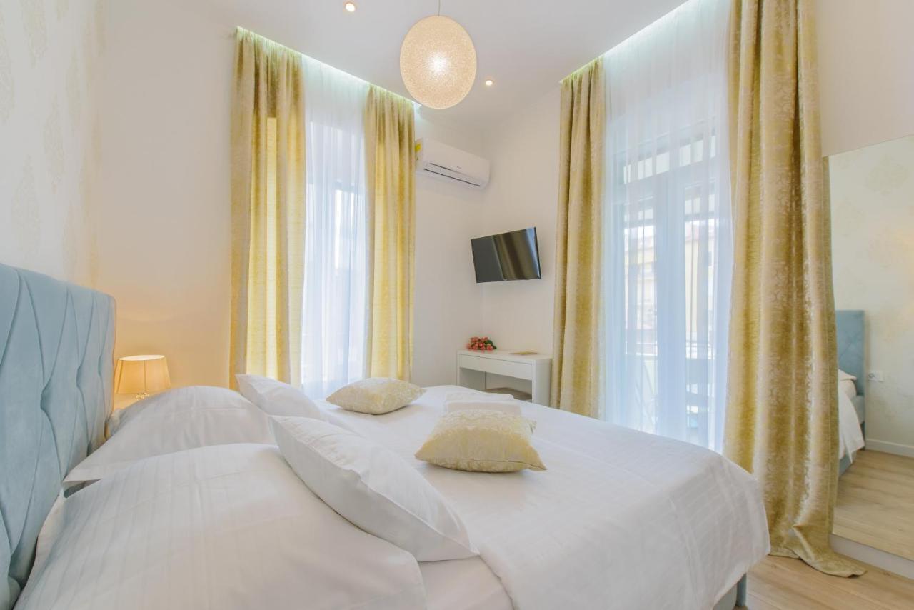 Arcus Apartment With Beautiful Terrace スプリト エクステリア 写真